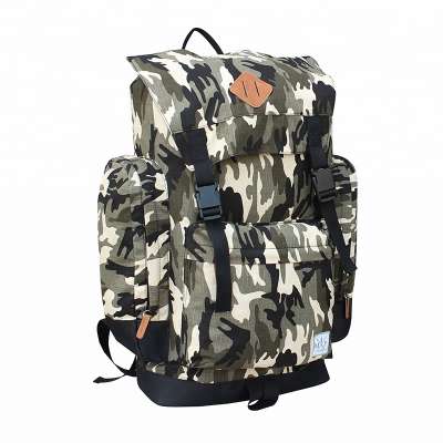 Competitive price durable leisure 600D camouflage sport backpack